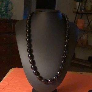 Vintage t tahari black necklace